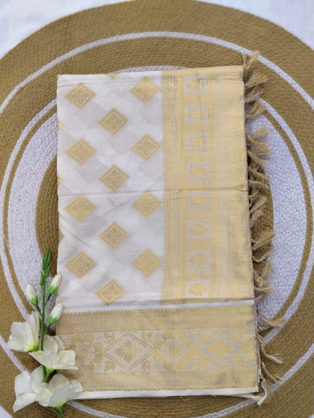 SET SAREE