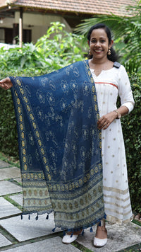 CHIFFON CRUSHED DUPATTA( BLUE)  . CRUSH 15