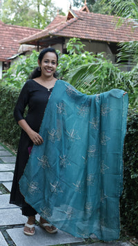 SCALLOP AND HEAVY BEAD DUPATTA - DW450