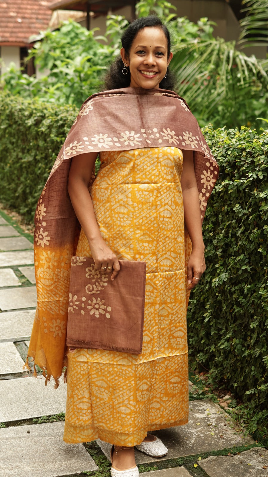 BATHIK DESIGN SALWAR UNSTITCHED  SUIT SET - BAT799